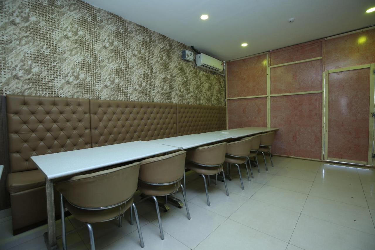 Hotel Pearl Grand & Banquet Zirakpur Exterior photo